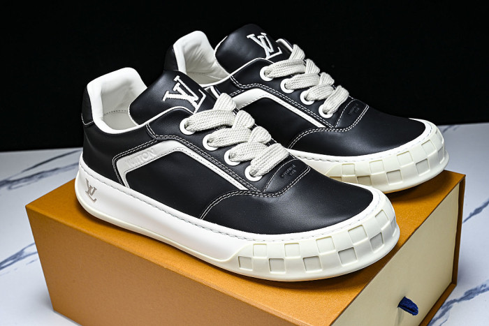 1AJTHL NUBUCK LEATHER SPORTS RUNNING SHOES BLACK/WHITE