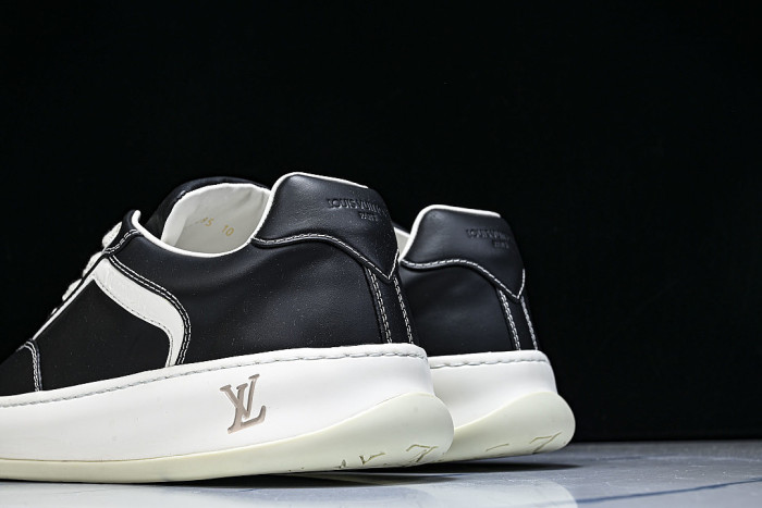 1AJTHL NUBUCK LEATHER SPORTS RUNNING SHOES BLACK/WHITE