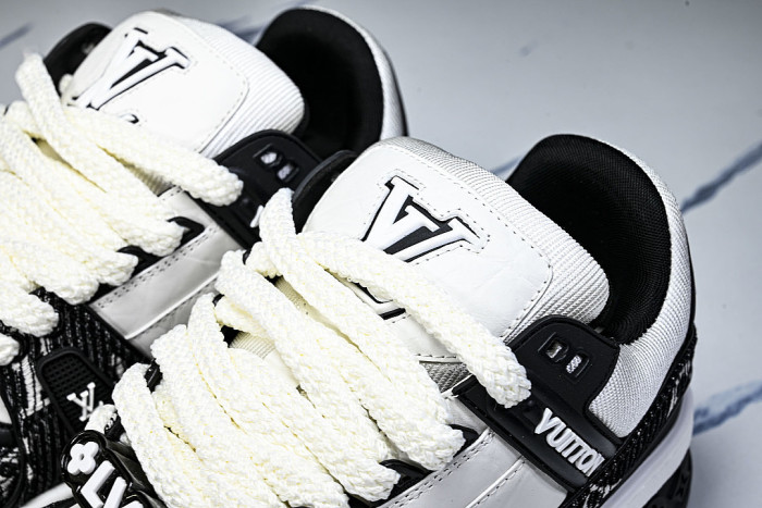 TRAINER MAXI XIAOPANG AND DINGPANG STYLE SHOES BLACK/WHITE