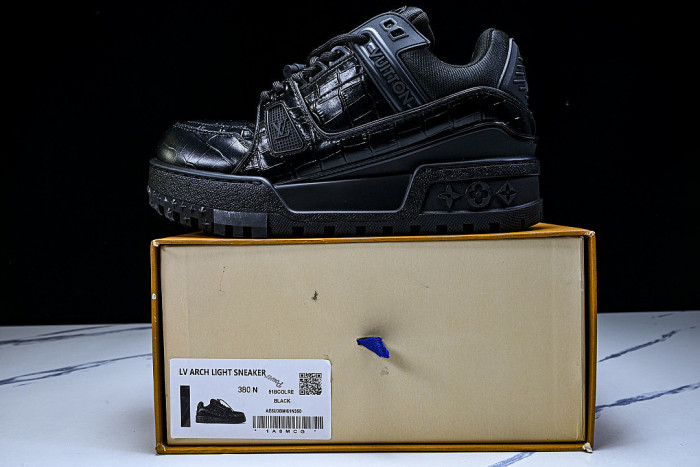 1ACN17 LEATHER CASUAL LOW TOP SPORTS SHOES FOR BOTH MEN AND WOMEN BLACK/INKINESS