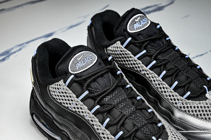 IQ7708-095 AIR MAX 95 OG AIR CUSHIONED RUNNING SHOES BLACK/SILVER