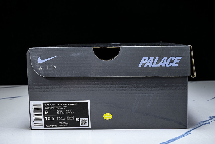IQ7708-095 AIR MAX 95 OG AIR CUSHIONED RUNNING SHOES BLACK/SILVER