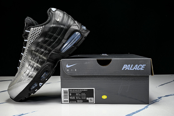IQ7708-095 AIR MAX 95 OG AIR CUSHIONED RUNNING SHOES BLACK/SILVER