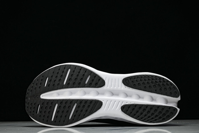 ON RUNNING CLOUDTILT LIGHTWEIGHT CASUAL SHOES BLACK/WHITE/BLACK