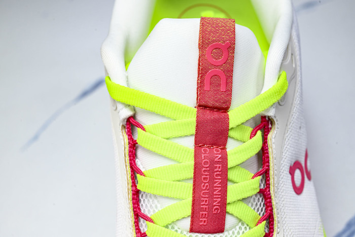 ON RUNNING CLOUDTILT LIGHTWEIGHT CASUAL SHOES WHITE/GREEN/PINK