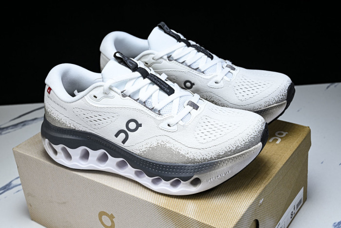 ON RUNNING CLOUDTILT LIGHTWEIGHT CASUAL SHOES WHITE/BLACK/GREY