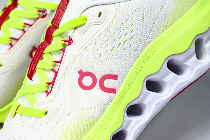 ON RUNNING CLOUDTILT LIGHTWEIGHT CASUAL SHOES WHITE/GREEN/PINK