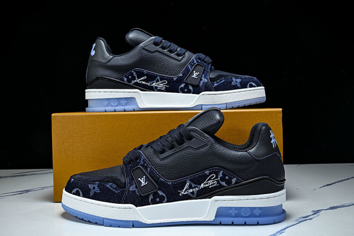 1AKDGX SPORTY CASUAL SHOES BLACK/WHITE/BLUE
