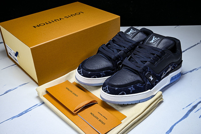 1AKDGX SPORTY CASUAL SHOES BLACK/WHITE/BLUE