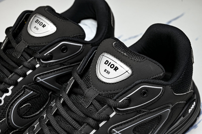 MEN'S BREATHABLE CASUAL LACE UP RUNNING SHOES 2026 NEW STYLE BLACK/INKINESS