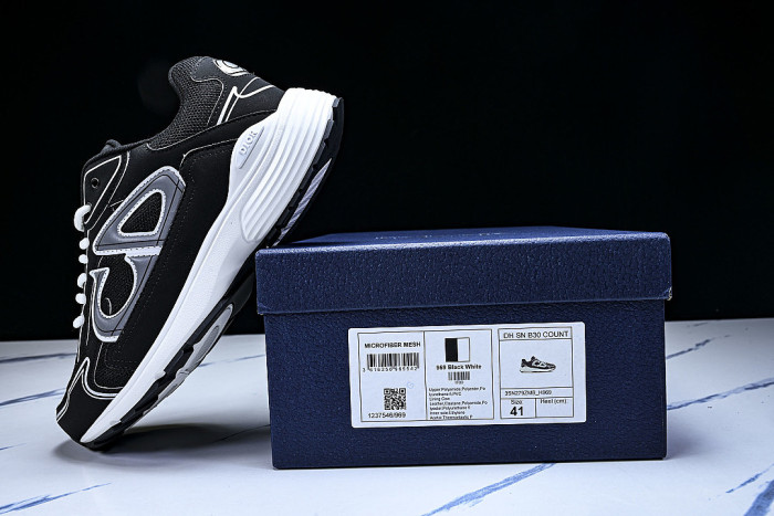 MEN'S BREATHABLE CASUAL LACE UP RUNNING SHOES 2026 NEW STYLE BLACK/WHITE/GREY