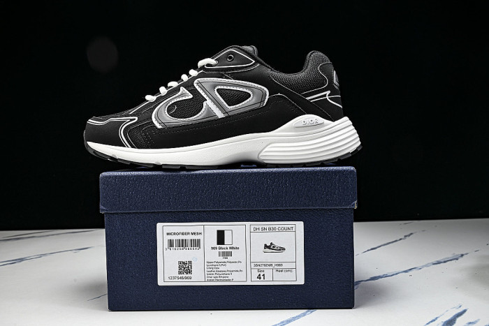 MEN'S BREATHABLE CASUAL LACE UP RUNNING SHOES 2026 NEW STYLE BLACK/WHITE/GREY
