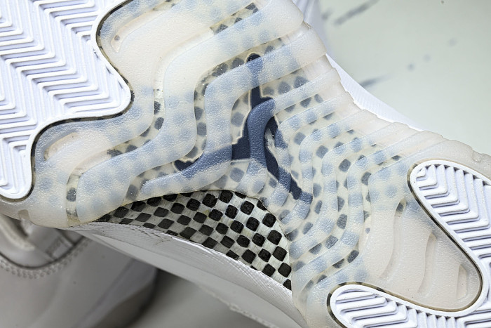 CZ8065-101 AIR FORCE 1 07 LOW CASUAL SNEAKERS WHITE/WHITE/WHITE