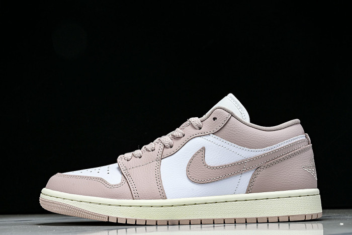 DC0774-162 JORDAN 1 LOW WHITE/SAIL/PINK OXFORD
