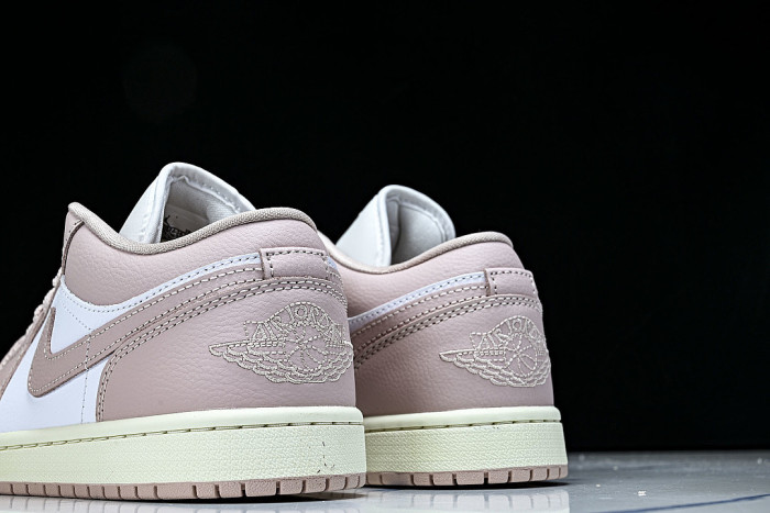 DC0774-162 JORDAN 1 LOW WHITE/SAIL/PINK OXFORD