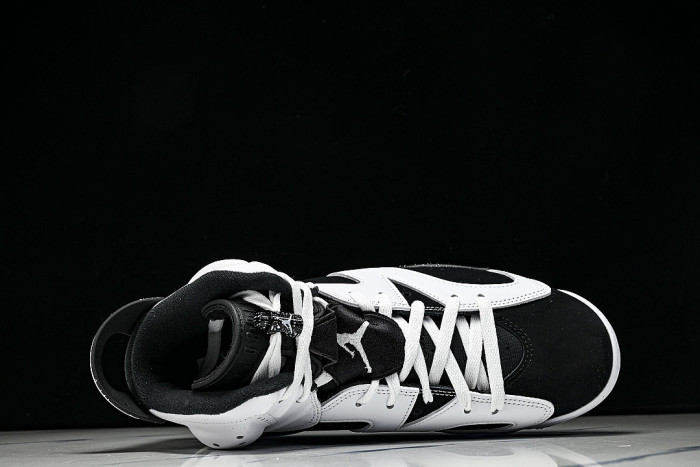 CT8529-108 JORDAN 6 RETRO WHITE/BLACK