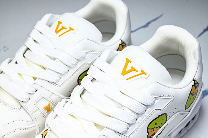 MEN'S AND WOMEN'S SPORTS AND CASUAL SHOES WHITE/PURE WHITE
