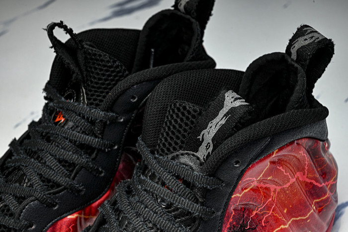 IR7336-001 AIR FOAMPOSITE ONE BLACK/BRIGHT CRIMSON/OFF NOIR
