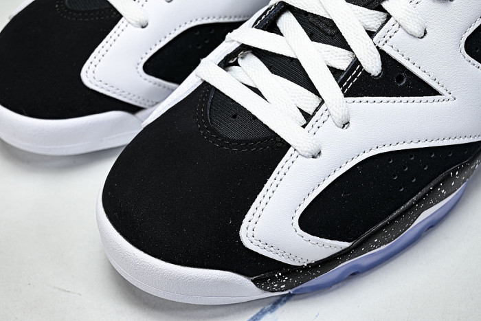 CT8529-108 JORDAN 6 RETRO WHITE/BLACK