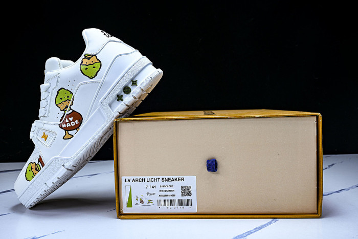 MEN'S AND WOMEN'S SPORTS AND CASUAL SHOES WHITE/PURE WHITE