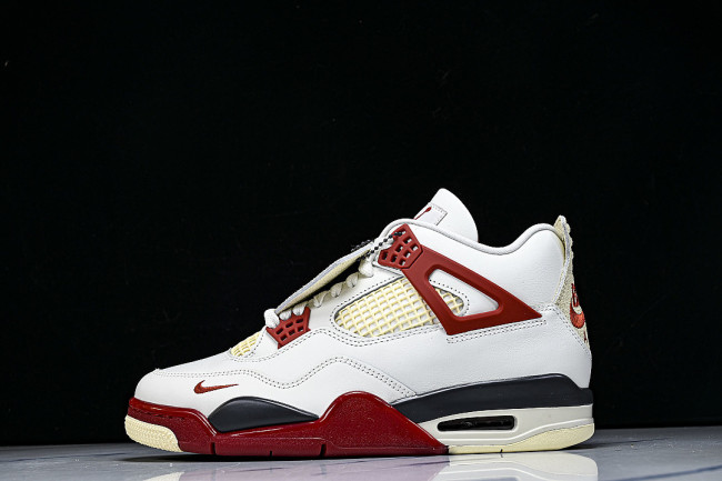 IQ8055-100 JORDAN 4 RETRO OG SAIL/CINNABAR/ANTHRACITE/MUSLIN
