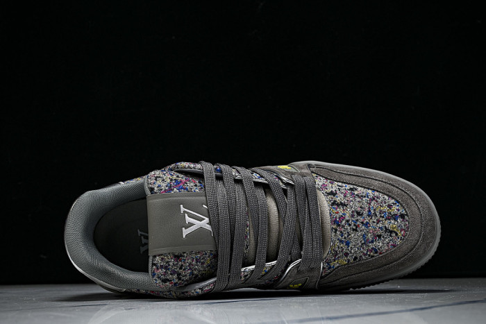 MEN'S AND WOMEN'S SPORTS AND CASUAL SHOES DARK GRAY/CONCRETE GREY