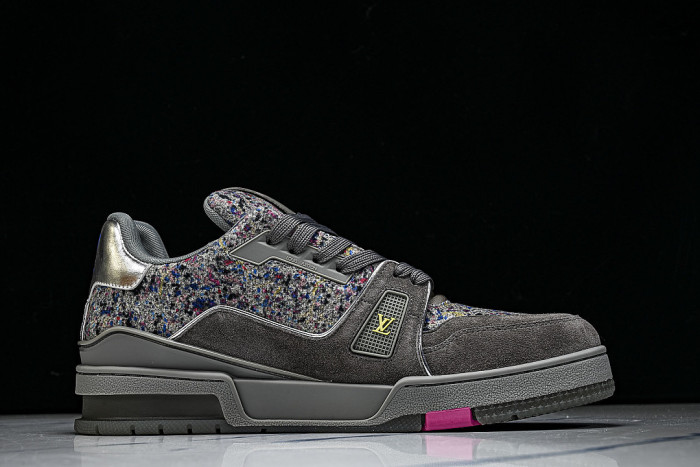 MEN'S AND WOMEN'S SPORTS AND CASUAL SHOES DARK GRAY/CONCRETE GREY