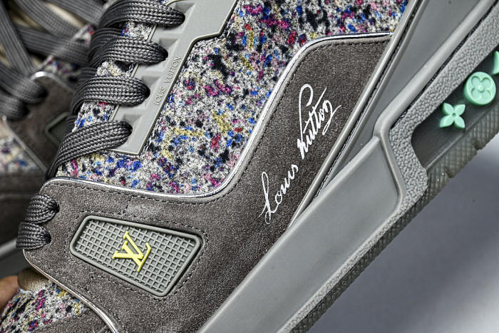 MEN'S AND WOMEN'S SPORTS AND CASUAL SHOES DARK GRAY/CONCRETE GREY