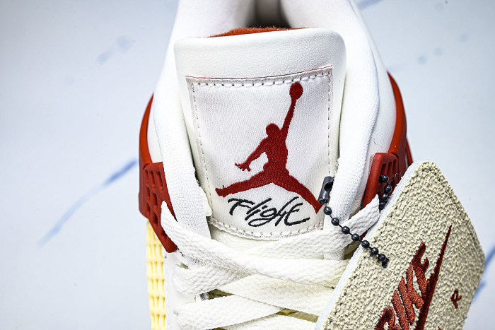 IQ8055-100 JORDAN 4 RETRO OG SAIL/CINNABAR/ANTHRACITE/MUSLIN