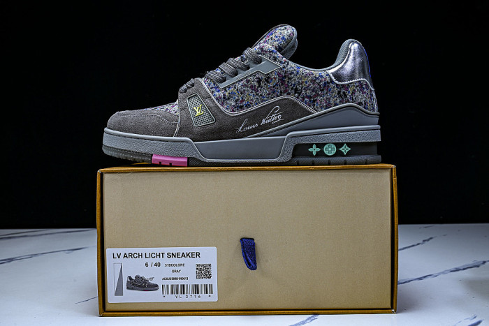 MEN'S AND WOMEN'S SPORTS AND CASUAL SHOES DARK GRAY/CONCRETE GREY