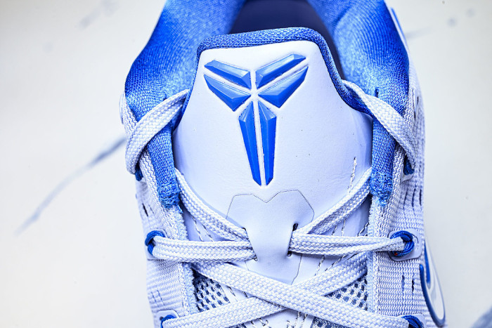 IH1401-402 KOBE 9 EM LOW PROTRO TB HYDROGEN BLUE/WHITE/LIGHT PHOTO BLUE