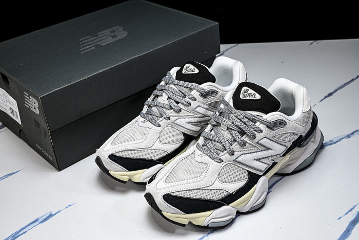 U9060JBB NEW BALANCE 9060 RETRO CASUAL SPORTS RUNNING SHOES GREY/BLACK