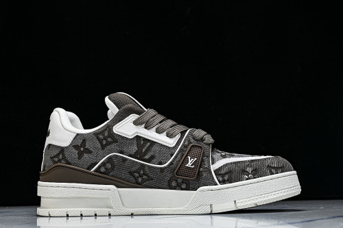 MEN'S AND WOMEN'S SPORTS AND CASUAL SHOES BLACK/WHITE