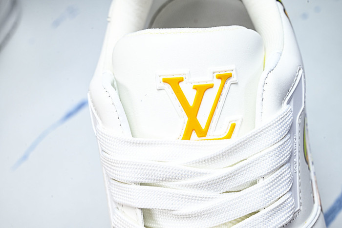 MEN'S AND WOMEN'S SPORTS AND CASUAL SHOES WHITE/PURE WHITE