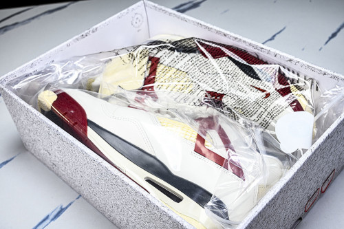 IQ8055-100 JORDAN 4 RETRO OG SAIL/CINNABAR/ANTHRACITE/MUSLIN