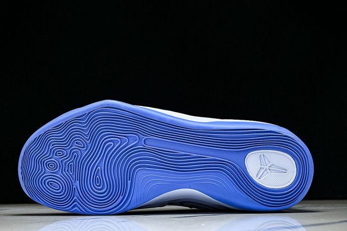 IH1401-402 KOBE 9 EM LOW PROTRO TB HYDROGEN BLUE/WHITE/LIGHT PHOTO BLUE