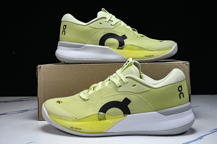 3MG10364744 ON THE ROGER PRO 3 LINEN/LIME