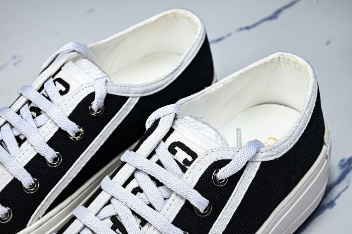 WALK'N LOW CASUAL SHOES FOR WOMEN'S DAILY SPORTS WEAR BLACK/WHITE