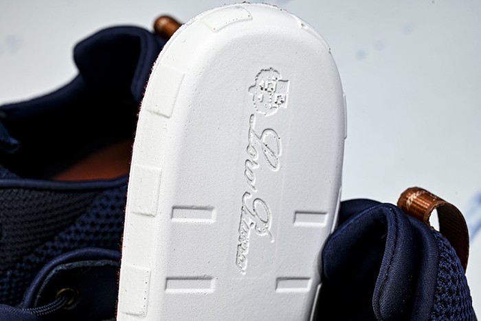 BREATHABLE COWHIDE KNITTED SPORTS SHOES NAVY BLUE/WHITE