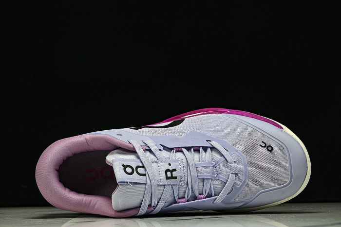 3MG10804757 ON THE ROGER PRO 3 CLAY THISTLE/PINK