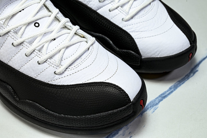CT8013-006 AIR JORDAN 12 RETRO WHITE/BLACK