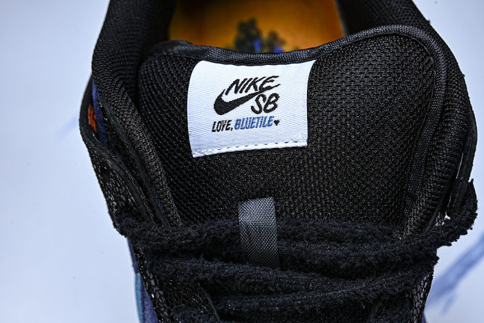 IQ1323-001 SB DUNK LOW CASUAL SNEAKERS NAVY BLUE/BLACK