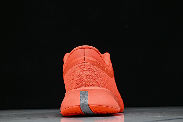 HQ2600-801 COURT AIR ZOOM VAPOR PRO 3 PREMIUM HC HYPER CRIMSON/METALLIC SILVER