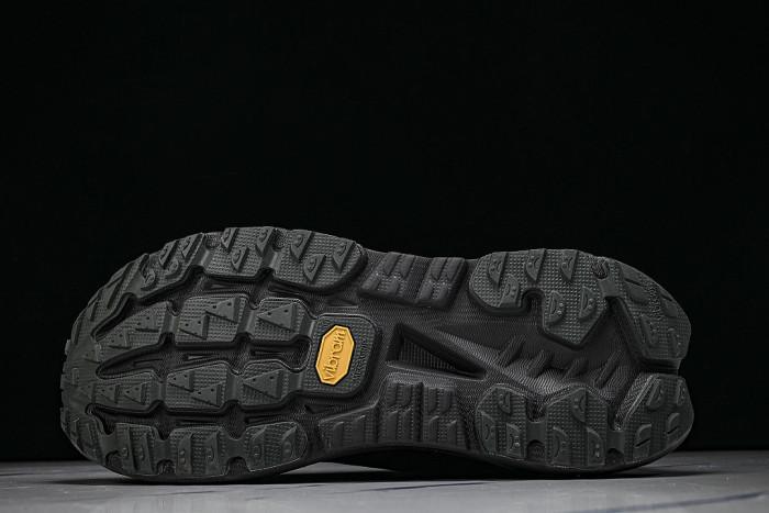 1175208-MTRT MAFATE X LOW PROFESSIONAL RUNNING SHOES BLACK/GREEN/YELLOW