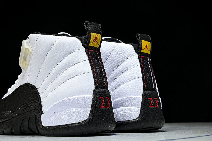 CT8013-006 AIR JORDAN 12 RETRO WHITE/BLACK