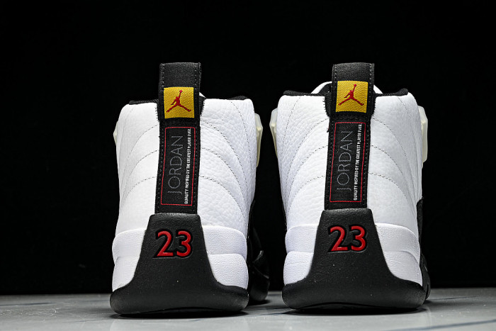 CT8013-006 AIR JORDAN 12 RETRO WHITE/BLACK