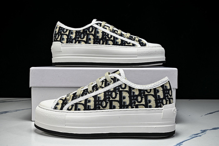 WALK'N LOW CASUAL SHOES FOR WOMEN'S DAILY SPORTS WEAR BLACK/WHITE