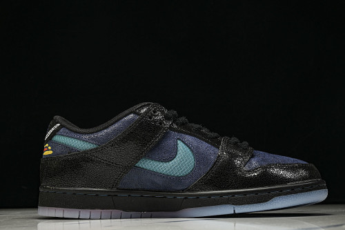 IQ1323-001 SB DUNK LOW CASUAL SNEAKERS NAVY BLUE/BLACK