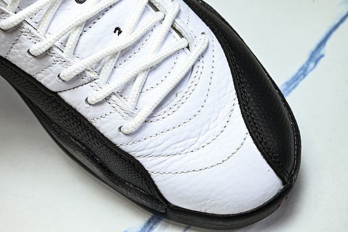 CT8013-006 AIR JORDAN 12 RETRO WHITE/BLACK