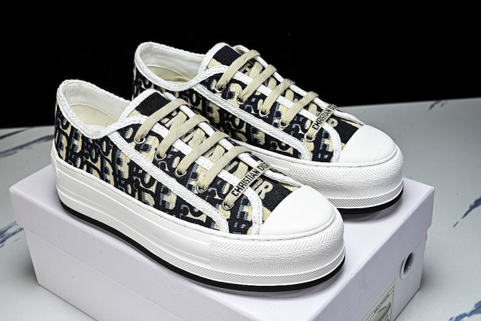 WALK'N LOW CASUAL SHOES FOR WOMEN'S DAILY SPORTS WEAR BLACK/WHITE